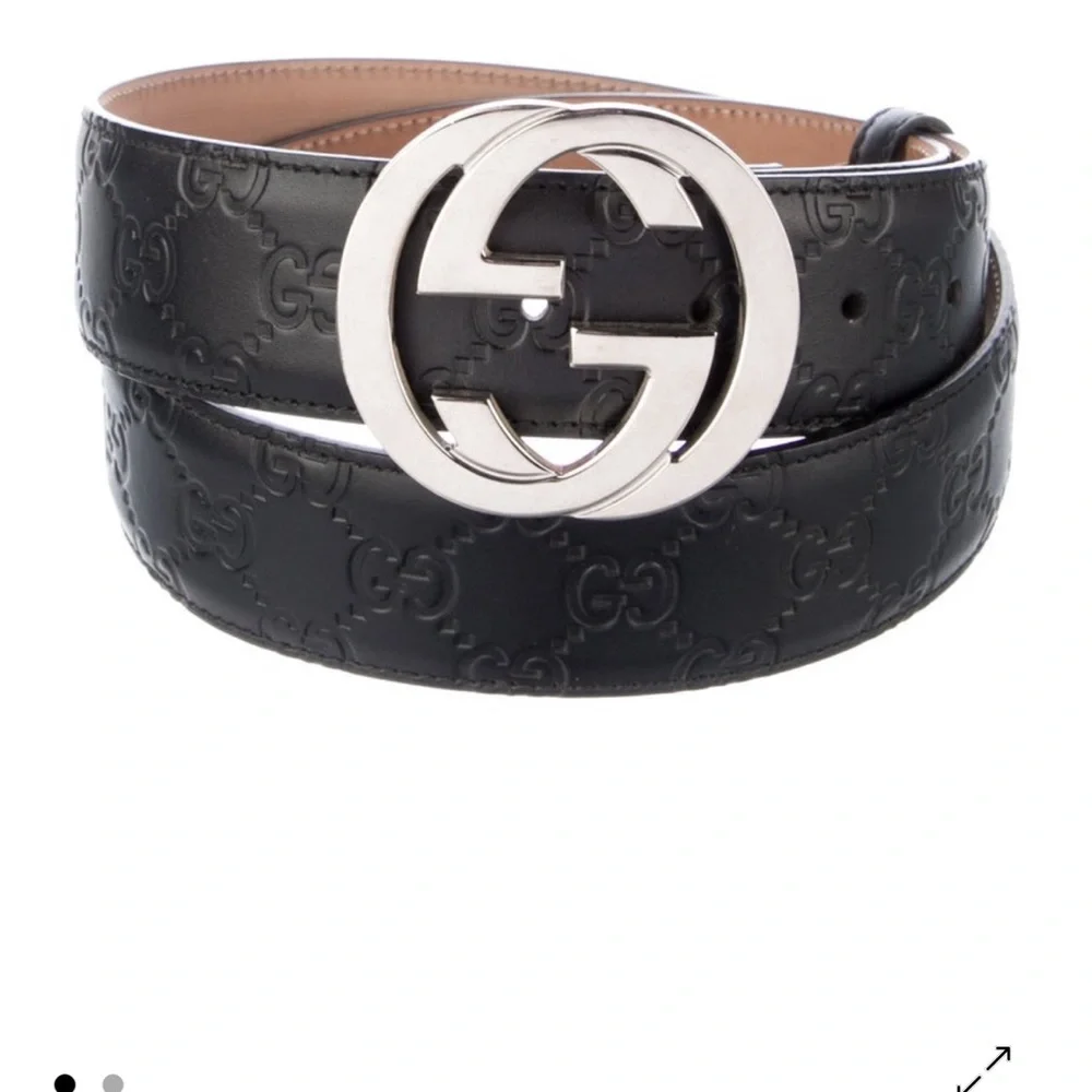 Gucci GG Buckle Belt Black Embossed Leather Size 110/44 Silver Hardware - Picture 2 of 4